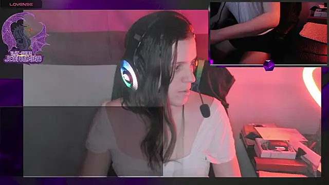 Rae-Suon online show from March 2025 11:03:02 PM