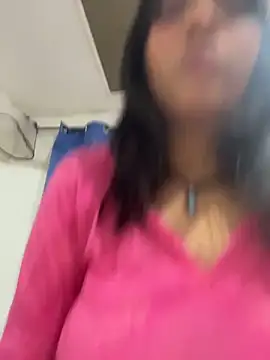 Carlacutte online show from March 2026 04:02:02 PM