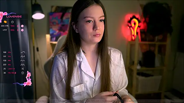 Snapshot of Emy_jonesss chatting on March 2025 05:41:02 AM Emy jonesss online show from March 2025 05:41:02 AM