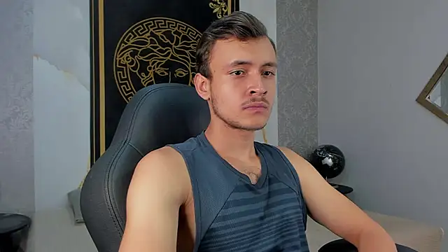 Desmon Clark online show from January 2025 09:15:02 PM