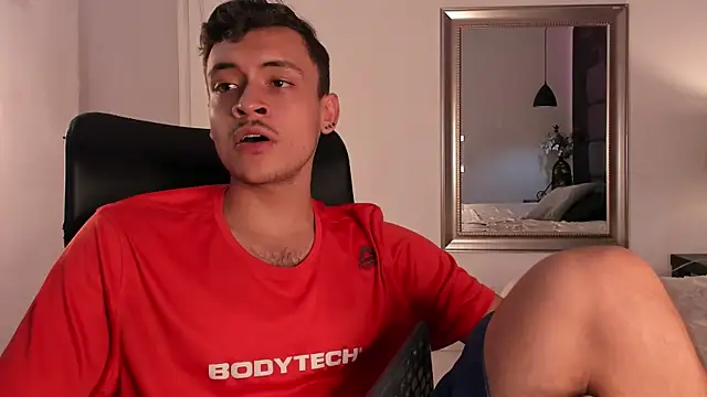 Desmon Clark online show from March 2025 08:51:02 PM