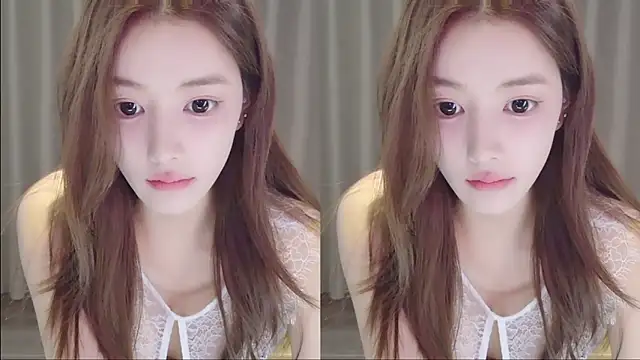 Snapshot of initial-lucky chatting on May 2026 02:44:02 PM initial-lucky online show from May 2026 02:44:02 PM