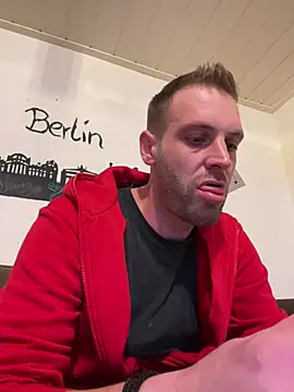 privat-official online show from December 2024 08:15:01 PM