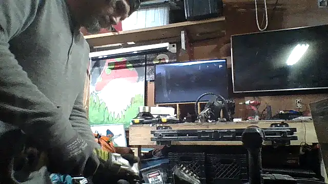 Snapshot of clitstitsandbongrips chatting on December 2024 01:03:01 AM clitstitsandbongrips online show from December 2024 01:03:01 AM