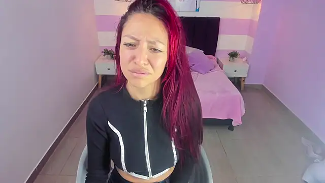 Snapshot of Scarlett__bell chatting on February 2026 11:33:01 AM Scarlett bell online show from February 2026 11:33:01 AM