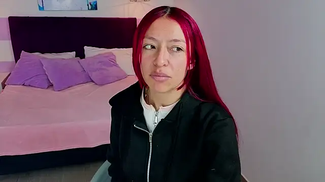 Snapshot of Scarlett__bell chatting on April 2026 01:27:02 PM Scarlett bell online show from April 2026 01:27:02 PM