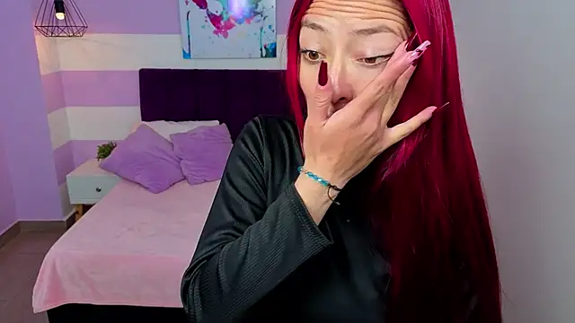 Snapshot of Scarlett__bell chatting on May 2026 11:40:01 AM Scarlett bell online show from May 2026 11:40:01 AM