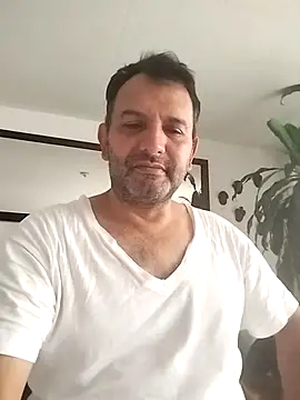 RogueTraveler online show from February 2025 03:16:01 PM