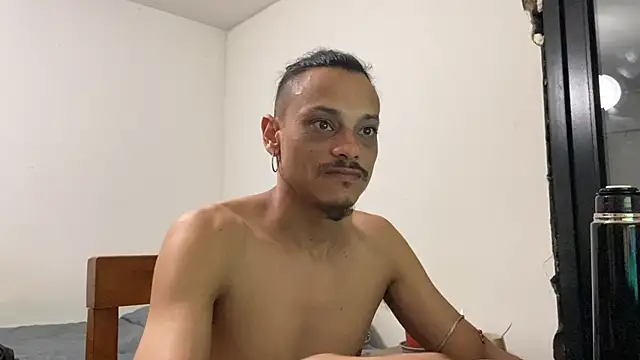 villanocat online show from December 2024 06:10:02 AM