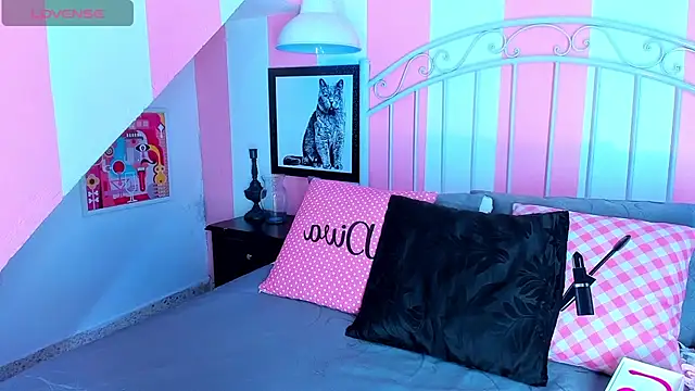 Snapshot of Liah_Grey8 chatting on December 2024 09:24:02 PM Liah Grey8 online show from December 2024 09:24:02 PM