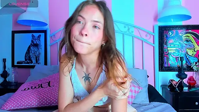 Snapshot of Liah_Grey8 chatting on December 2024 09:08:02 PM Liah Grey8 online show from December 2024 09:08:02 PM