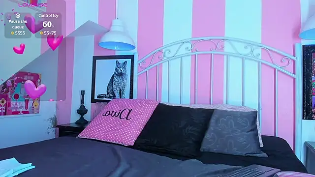 Snapshot of Liah_Grey8 chatting on January 2025 09:01:02 PM Liah Grey8 online show from January 2025 09:01:02 PM