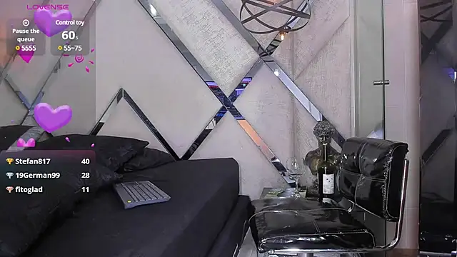 Snapshot of Liah_Grey8 chatting on February 2025 08:11:02 PM Liah Grey8 online show from February 2025 08:11:02 PM