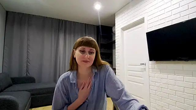 Daniella Lorente online show from May 2026 11:01:04 PM