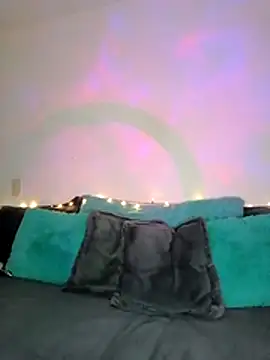 soofy   online show from April 2026 04:18:01 AM