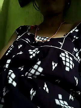 sonamona0007 online show from October 2025 05:35:02 PM