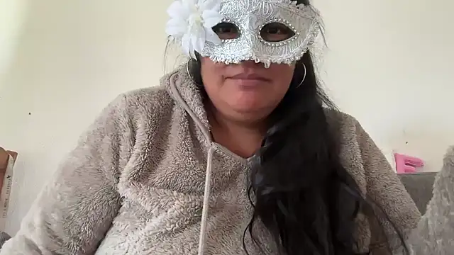 MashaCL online show from October 2025 12:22:02 PM