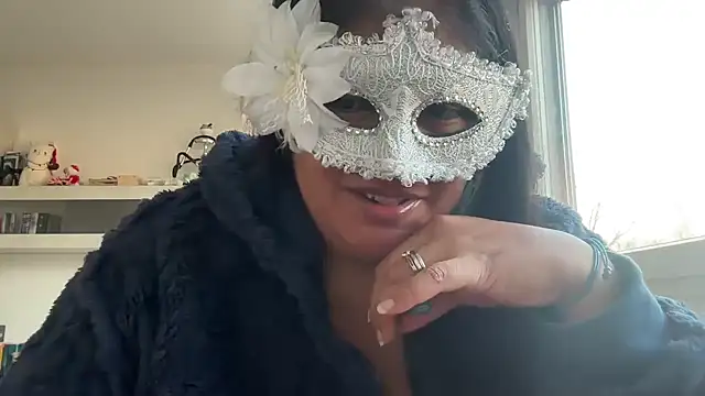 MashaCL online show from November 2025 02:39:02 PM