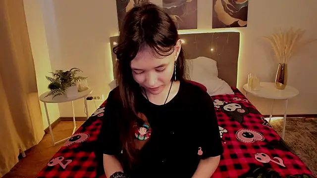 Emily Strikeee online show from May 2026 01:45:01 AM