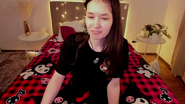 Emily Strikeee online show from May 2026 01:45:02 AM