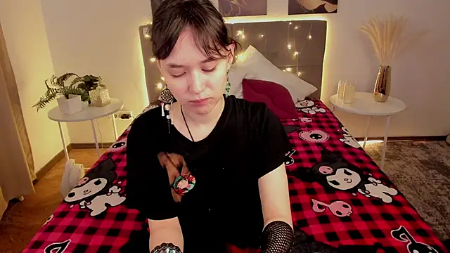 Emily Strikeee online show from May 2026 01:45:02 AM