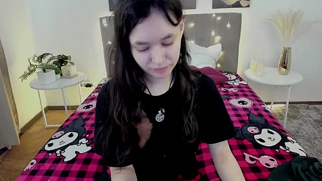 Emily Strikeee online show from May 2026 01:44:02 AM