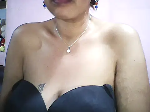 layanah12 online show from September 2025 06:09:01 PM