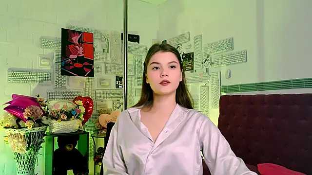 EvaThopson online show from March 2025 11:27:01 AM