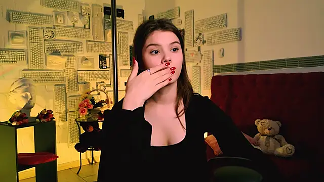 EvaThopson online show from March 2025 03:35:02 PM