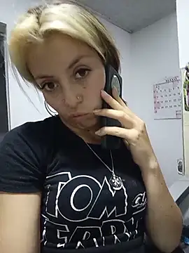 Tefannyy  online show from May 2026 10:49:02 PM