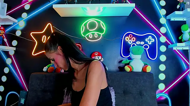 Snapshot of ChanelAdamss_ chatting on February 2025 08:56:01 PM ChanelAdamss online show from February 2025 08:56:01 PM