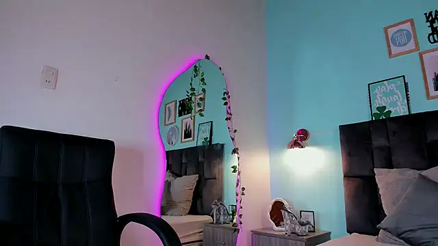 Snapshot of ChanelAdamss_ chatting on March 2025 11:20:02 PM ChanelAdamss online show from March 2025 11:20:02 PM