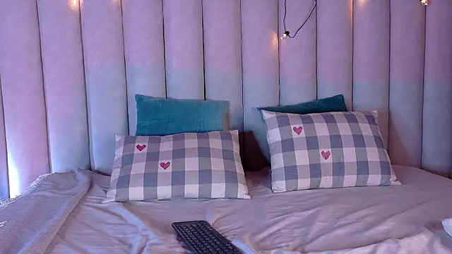 Snapshot of ChanelAdamss_ chatting on October 2025 03:02:02 AM ChanelAdamss online show from October 2025 03:02:02 AM