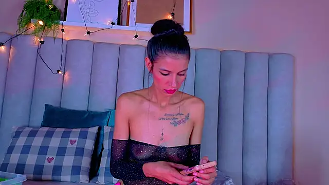 Snapshot of ChanelAdamss_ chatting on October 2025 03:06:01 AM ChanelAdamss online show from October 2025 03:06:01 AM