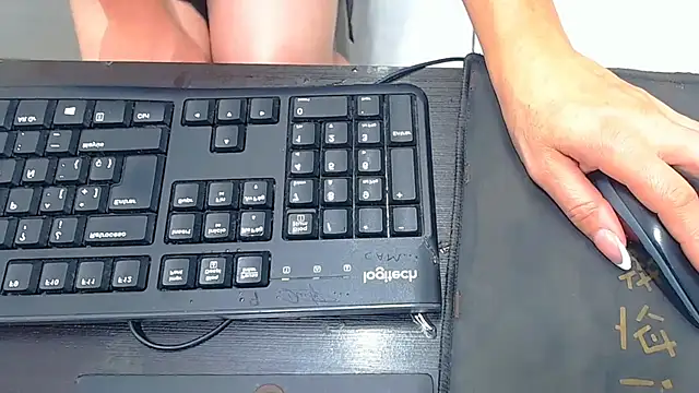 ariellth online show from January 2025 03:58:01 PM