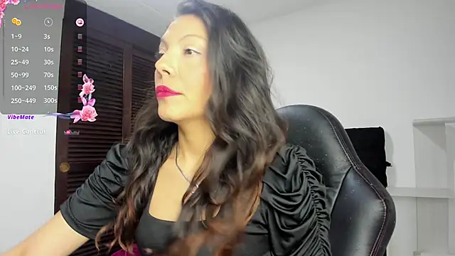 Selenakyle92  online show from June 2026 03:35:01 AM
