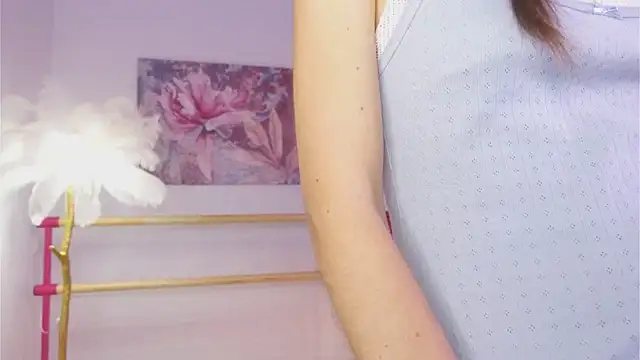 lylylovesyou online show from December 2024 05:38:02 AM