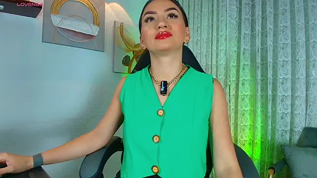 Snapshot of ArkaBella chatting on September 2025 06:19:02 PM ArkaBella online show from September 2025 06:19:02 PM