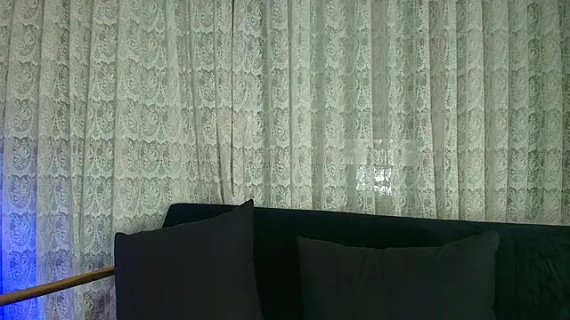 Snapshot of ArkaBella chatting on September 2025 04:57:01 AM ArkaBella online show from September 2025 04:57:01 AM