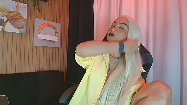 ArkaBella online show from November 2025 07:49:02 PM