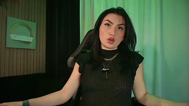 ArkaBella online show from December 2025 07:10:01 PM