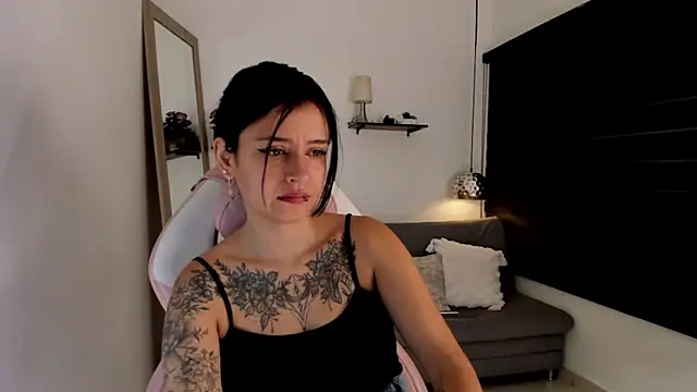 yenny garcia online show from July 2026 03:40:01 PM