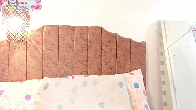 Snapshot of Mindy_sweety chatting on February 2025 01:24:01 PM Mindy sweety online show from February 2025 01:24:01 PM