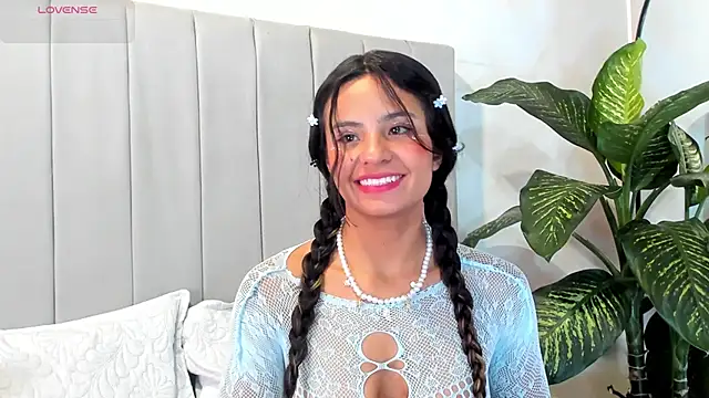 Snapshot of Mindy_sweety chatting on March 2025 01:34:01 PM Mindy sweety online show from March 2025 01:34:01 PM