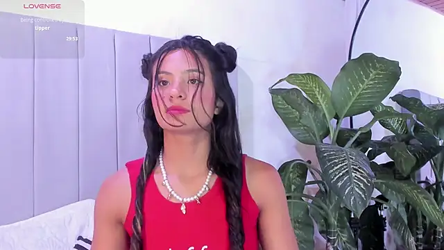 Snapshot of Mindy_sweety chatting on March 2025 01:35:02 PM Mindy sweety online show from March 2025 01:35:02 PM