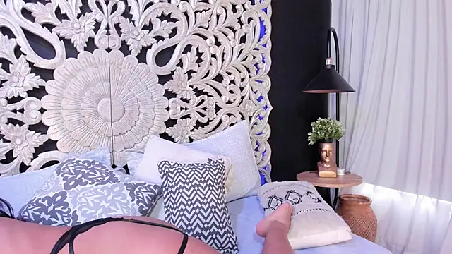 Snapshot of Mindy_sweety chatting on October 2025 11:40:01 AM Mindy sweety online show from October 2025 11:40:01 AM