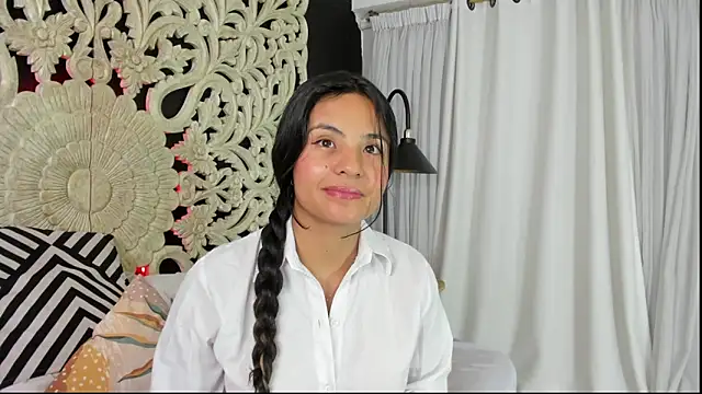 Mindy sweety online show from May 2026 01:06:01 PM