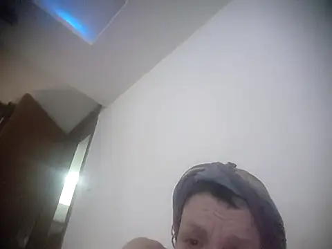 AnetteGoBa online show from November 2025 10:37:01 AM