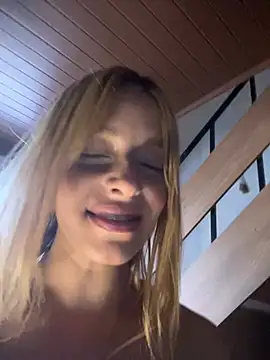 Bellahcha online show from May 2026 04:04:02 PM
