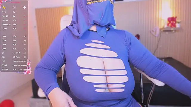 cloe sirena online show from February 2026 02:02:01 PM